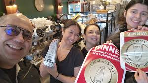 Congratulations to the winners of The Great Douglas Street Garage Sale  competition! Four out of five judges voted for 12 Douglas Street, where two  families combined to create a warm and welcoming