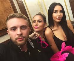 Напомним, клип крида на композицию «крутой» набрал на youtube. Egor Krid Anastasiya Reshetova I Hanna Na Dne Rozhdeniya Zheny Muzykalnogo Direktora Black Star