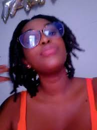 Valè moun ki fè mwen kriye deja, Sanm pa fè anyen, Sanm pa di anyen, Valè  moun ki fem fè kòve deja, Mwen soufri pèson pa konn doulè’m