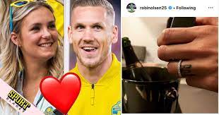 Robin patrick olsen, född 8 januari 1990 i västra skrävlinge församling i malmö, är en svensk fotbollsmålvakt som spelar för roma. Gladjebeskedet For Robin Olsen Ska Gifta Sig