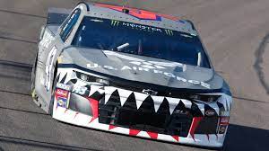 43 to the front of pit road, nascar champion kyle busch pushing the famous car on one side and close friend ryan blaney pushing on the other. Nascar Penalizes Bubba Wallace For Admitting To Intentional Spin To Bring Out A Caution