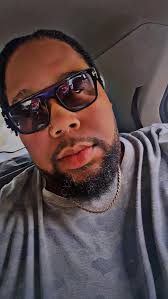 Cornell Perkins (@kingacedabarber) • Instagram photos and videos