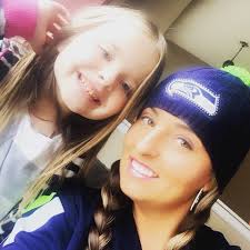 Danielle Colson (@dcolson1621)