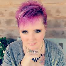 Scarlett Holloway's Instagram, Twitter & Facebook