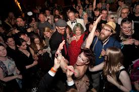 They performed the time warp together in london later that year, o'brien in pearls and palmer with her signature squiggly eyebrows pencilled over white face paint. Amanda Palmer My Scrapbook