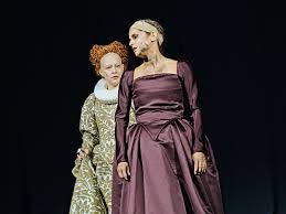 Under denne tiden har flere katolikker forsøkt å ta makten, ødelegge. In Der Klemme Theater