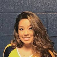 Stephanie Gow's Instagram, Twitter & Facebook