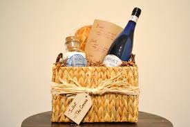 Geschenke Zum Einzug In Die Neue Wohnung 17 Tolle Ideen Geschenk Einzug Geschenk Haus Familie Geschenk