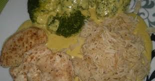 All In One Reis Broccoli Hahnchen Ministeaks Mit Currysauce Rezept Currysauce Rezept Hauptgerichte Mit Fleisch Currysauce