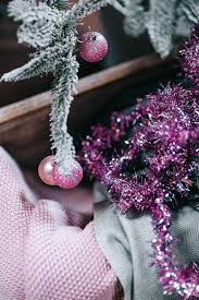 Christmas tree decorations | free photos | UIHere