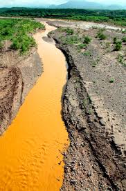 Para nosotros ese territorio y ese río significaban vida, pero ahora como  se siguen dando las cosas, son muerte” - Pie de Página