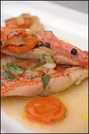 Filets De Rouget Vinaigrette Au Citron Vert Et Piment Filets De Rouget Recettes De Cuisine Recette Poisson