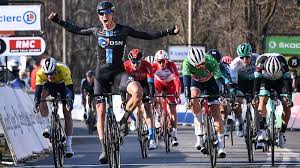 C'est la première fois qu'une ville départ est choisie pour accueillir la grande cyclo. Paris Nice La 2e Etape Au Neerlandais Bol Le Quotidien