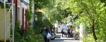 Sommerkonzerte, botanische nächte, der berliner staudenmarkt oder die. Buchen Und Anfahrt Ufafabrik