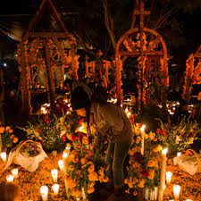Disneyland, california october celebration with day of the dead musicians mannequin figurine display. Day Of The Dead Dia De Los Muertos History