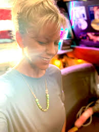 absolutely in LOVE with my necklace !!🖤🖤🫶🏼 i hope everyone is having a  wonderful Sunday. Also just in case no one has told you lately.. YOU ARE  WORTH IT 🥹✨✨✨🔥#keepfightingforyourdreams Bunnie Xo