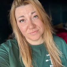 What bumper pull slant horse trailers are available for 4H events and  riding lessons?