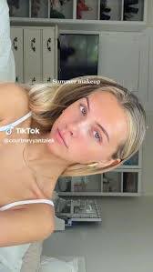 Amber Leavitt's Instagram, Twitter & Facebook