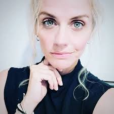 Candice Paige's Instagram, Twitter & Facebook