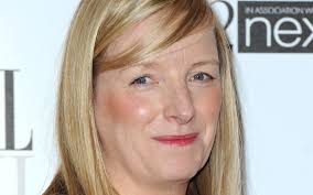 Sarah Burton chez Givenchy : la reine de la couture britannique débarque à  Paris