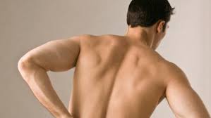 Cedera tulang belakang juga termasuk dalam faktor risiko dari spondylosis. Nyeri Di Tengah Pinggang Bagian Belakang Kenapa Ya Health Liputan6 Com