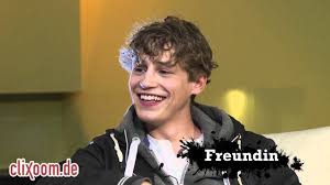 Das nur wegen dir video ist online. Freundin Tim Bendzko Im Wortspiel Youtube