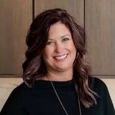 Kimberly Roush, Realtor Nova Group KWLG (@kimberly_roushkw_ia) • Instagram  photos and videos