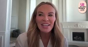 Bye Wig Hello Drama's Video