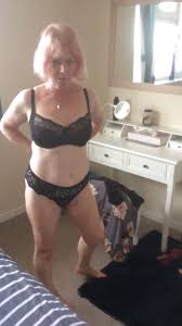 Futas juliet isabela and miranda fuck lara croft in 4some Porn Videos, 4 |  Faphouse