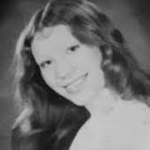 Vicki Aldrich's Instagram, Twitter & Facebook