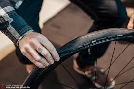 583 853 просмотра • 26 авг. How To Set Up A Tubeless Tires On Road Or Gravel Bikes Gran Fondo Cycling Magazine