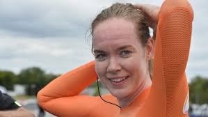 Wielrenster annemiek van vleuten dacht dat ze goud had de duitse krant der spiegel spreekt juist over een 'sensationele overwinning' door de oostenrijker na het misverstand. Anna Van Der Breggen Koerst Voor Derde Keer Naar Goud In Giro Rosa Linda Nl