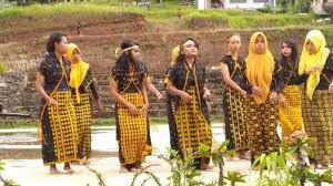 Contoh proposal seni budaya kata pengantar. Ujian Praktek Seni Budaya Cantiknya Siswa Smansa Mauponggo Dalam Balutan Pakaian Khas Nagekeo Halaman All Pos Kupang