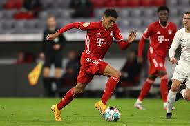Am montagabend absolvierte die aktivposten musiala bittet die eisernen zum tanz. Hansi Flick Praises Jamal Musiala After Strong Outing Vs Fc Duren Bavarian Football Works