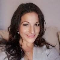 40+ "Tammy Farrell" profiles