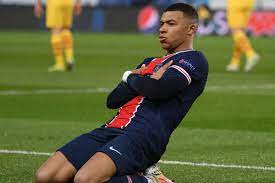 His father wilfried hails from cameroon and, as well as being his agent, is a football coach, while his algerian mother fayza is a former handball player. Mbappe Breaks Messi Record As Psg Star Becomes Youngest Player To Reach 25 Champions League Goals Goal Com