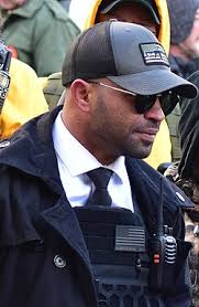 Proud Boys — Wikipédia