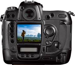You're never alone to do nasty things as long as a security camera is ready to film the entire action. Photography Insurance Photoguard