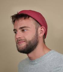 Her fellow guardian characters are: Mutze Docker Rot Miki Red Von Beton Cire Headict