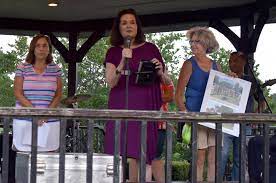 Mayor Janet Tucci – The Link News