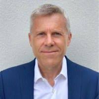 Raymond Yager's Instagram, Twitter & Facebook