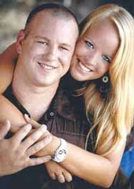 Spring, Cardwell to wed July 23 at P'cola Beach