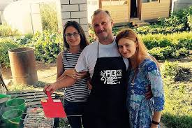 Навальный стоял и оскорблял марию бутину все 20 минут их диалога, большую часть которого обвинял её во лжи, воровстве и паразитировании. Metoo Chast Ii Literaturnoe Obozrenie