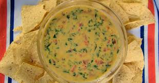 Easy Spinach Queso Only 3 Ingredients I Love This Stuff Tastes Just Like The Queso At J Alexander S I Could Make A Meal Out Of Th Food Recipes Yummy Dips