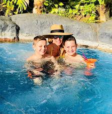 The older kids were also pictured playing in the trampoline while ivey looked on. Britney Spears Net Worth 2018 Inside The Piece Of Me Singer S Huge Earnings As She S Set To Pocket Even More From Comeback Uk Tour Ticket Sales Ok Magazine