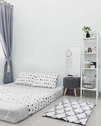 Mari lihat pelbagai buah fikiran bagi hiasan dalaman bilik. 25 Idea Deko Susun Atur Bilik Tanpa Katil Tilam Di Lantai Simple But Nice