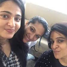Sweety as the indian oil bunker jockey for a beautiful cause. Anushka Shetty Age Biography Husband Hight And Instagram Account