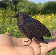 Felt Bird Pattern Raven Crow Sewing Pattern Pdf Svg Diy Etsy Felt Birds Felt Animal Patterns Bird Patterns