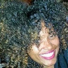 Julie Lughart's Instagram, Twitter & Facebook