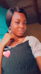 Google translate says perhaps Adina Schwartz? Is there a date here? Thank  you.